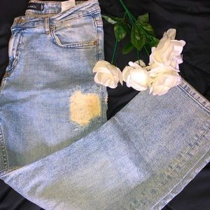 Max&Co Distressed Contemporary Straight Jeans